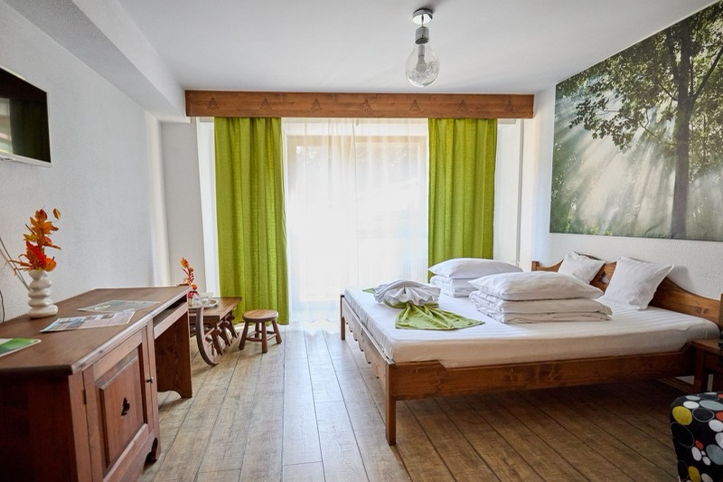 Cameră dublă cu balcon