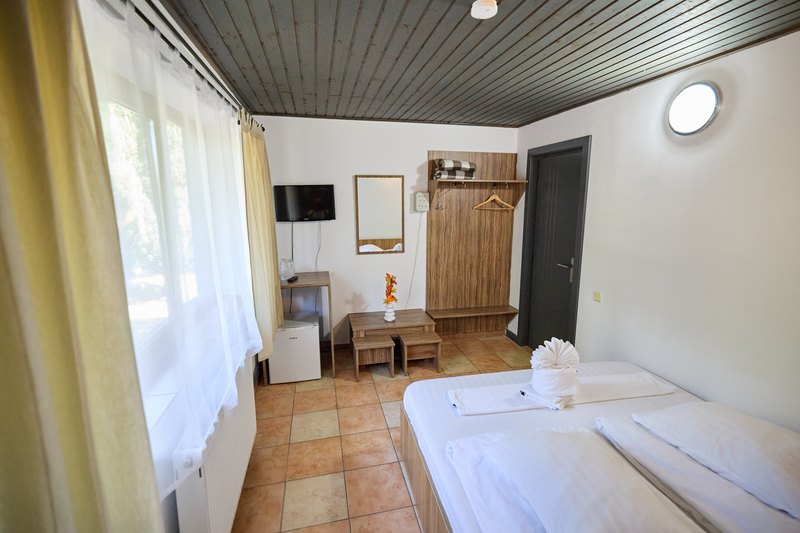 Apartament cu 3 dormitoare — interiorul dormitorului matrimonial